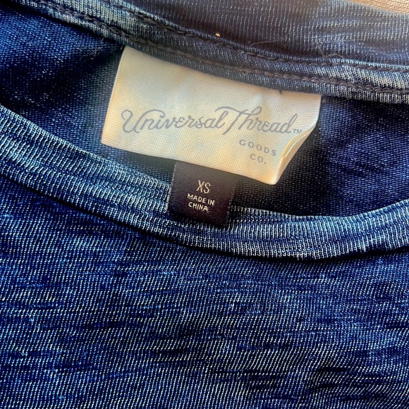 Chambray Blue ruffle sleeve t-shirt - Picture 2 of 6